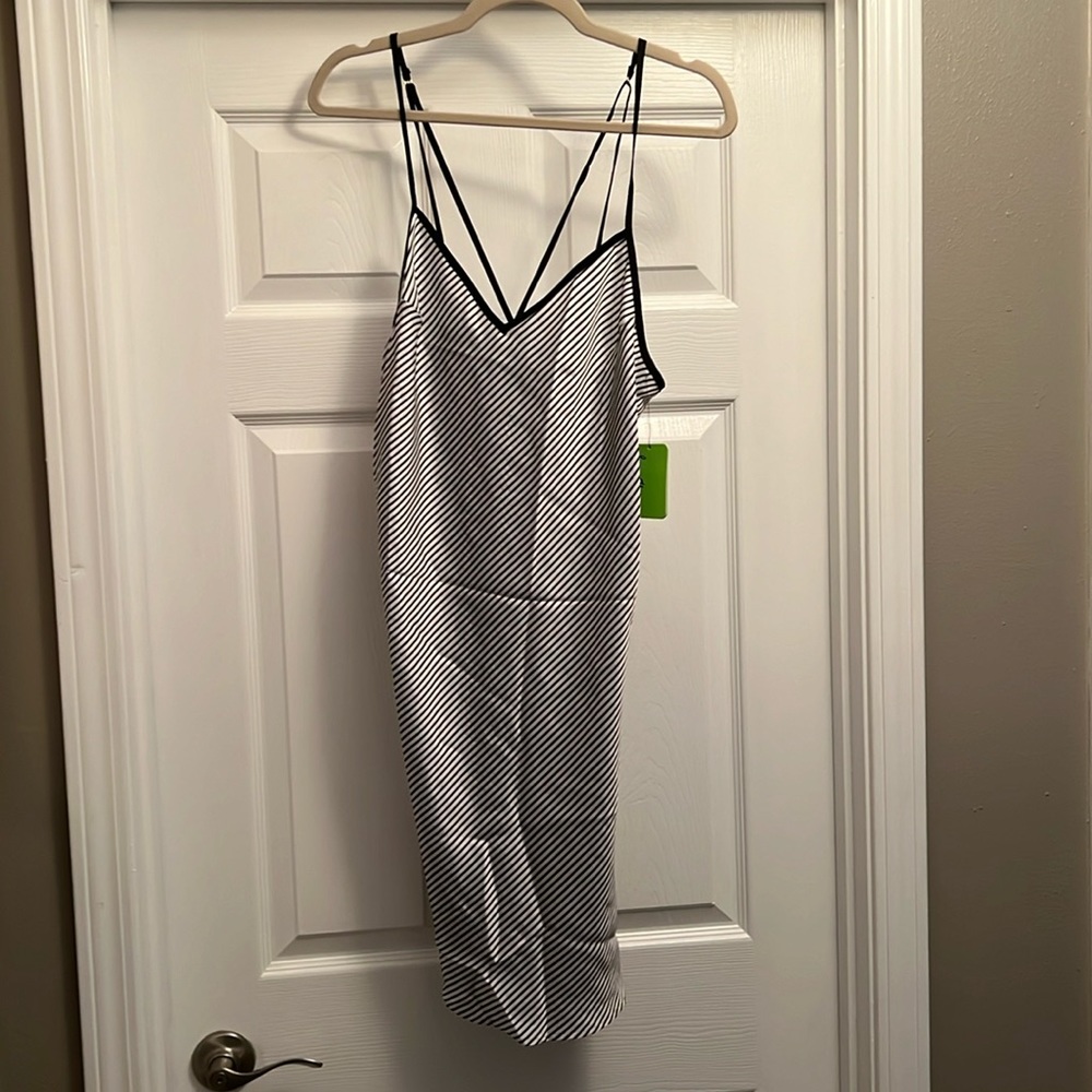 Sam Edelman side slit chemise size medium